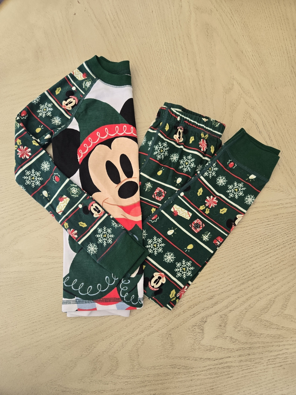 Disney Mickey Mouse PJ Set - Picture 5 of 12